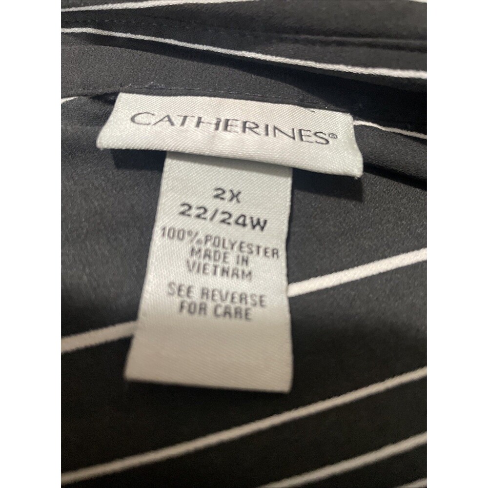Catherines Women’s Top 2X Striped Oversized Longline Button Front Minimalist - Picture 8 of 10